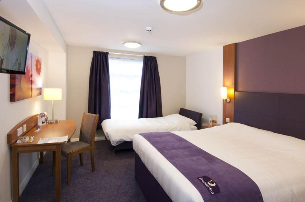 Premier Inn Watford - Croxley Green Стая снимка
