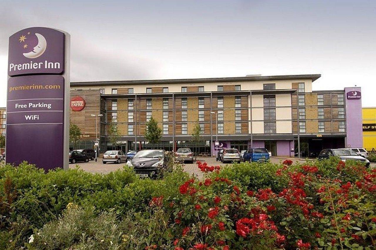 Premier Inn Watford - Croxley Green Екстериор снимка