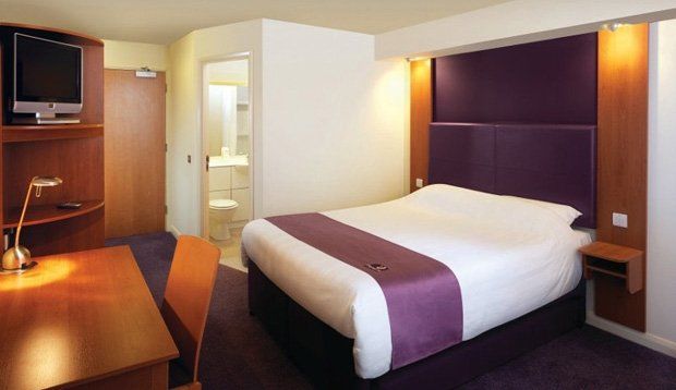 Premier Inn Watford - Croxley Green Екстериор снимка